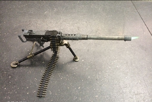 行李安檢機(jī)火眼金睛 庫爾勒機(jī)場安檢查出皮帶刀