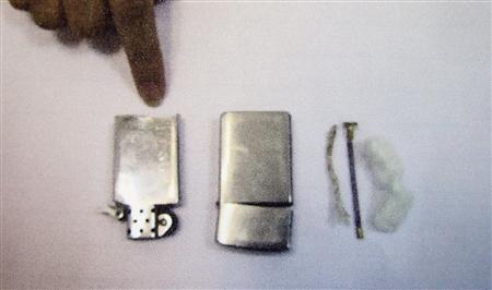 男子將打火機包上尿不濕過安檢被機場查獲